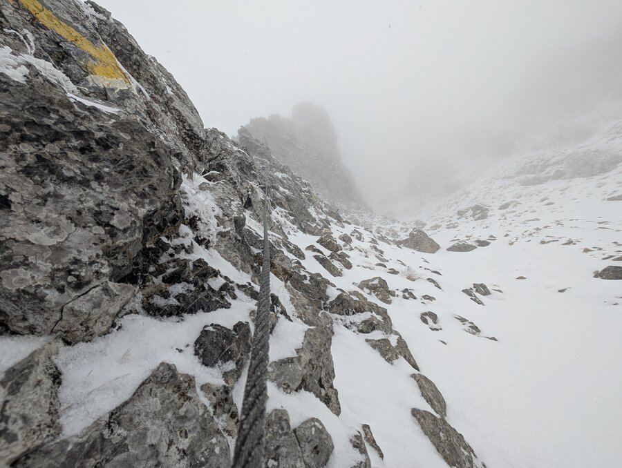 Fadensteig bei Schnee